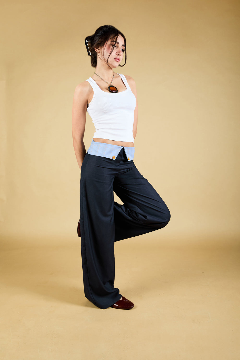 The Collar-Fold Waist