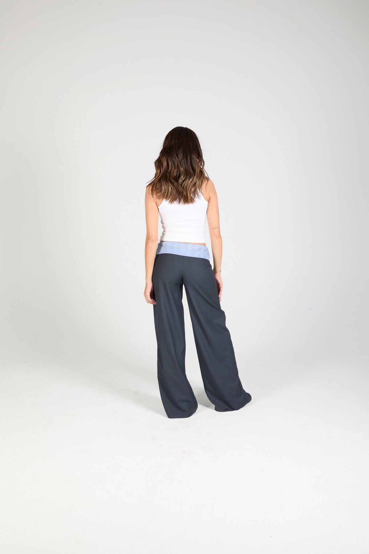 The Collar-Fold Waist