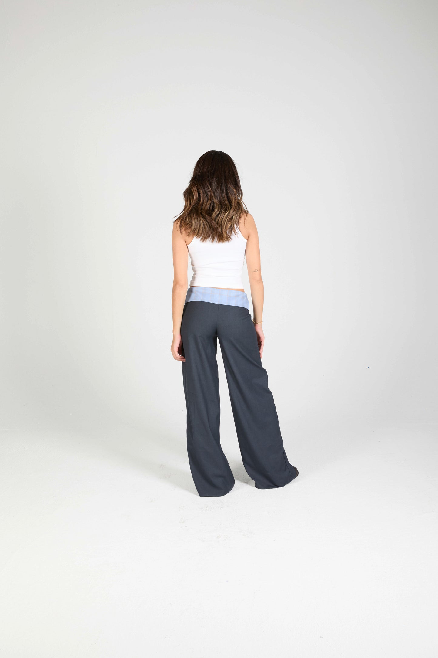 The Collar-Fold Waist